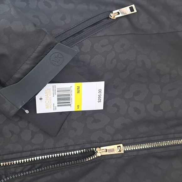 Michael Kors Light Jacket - Picture 5 of 6